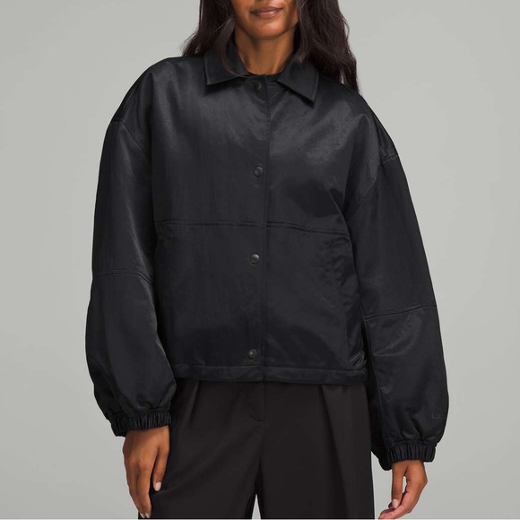 Lululemon Cropped Coaches Jacket - Picture 1 of 11